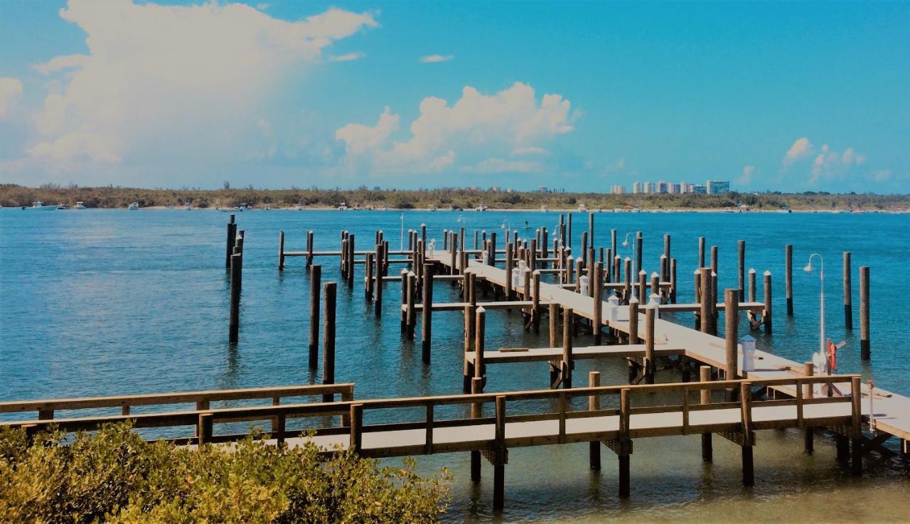 Dockside Inn&Resort Fort Pierce Exteriör bild